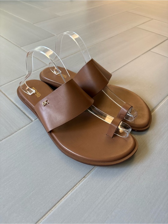 Michael Kors Shoes - Michael Kors August Flat Sandals | Chestnut Leather | Toe-Loop Slide Sandals